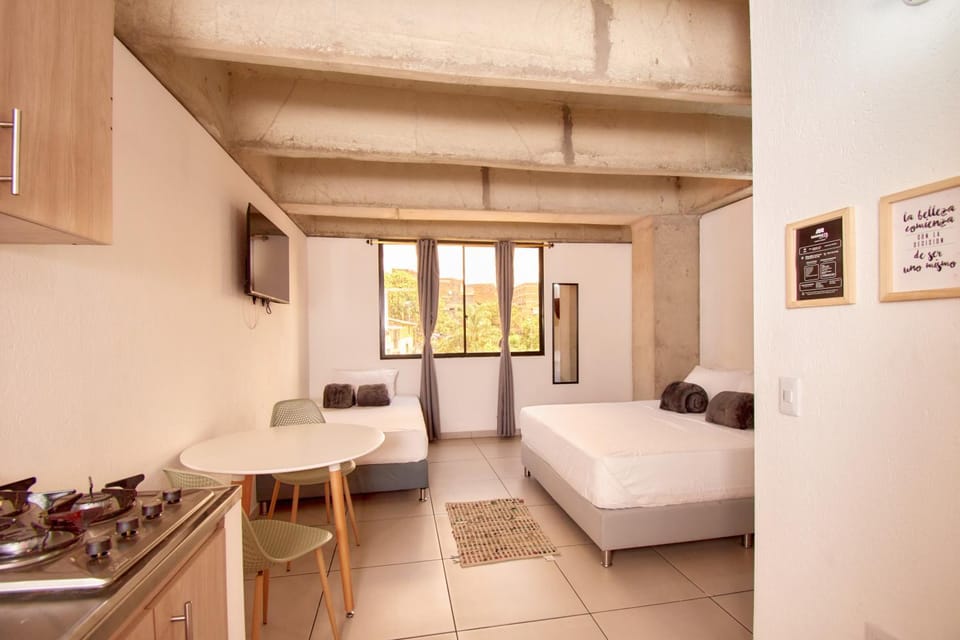 Bed, Kitchen or kitchenette, Photo of the whole room, Bedroom