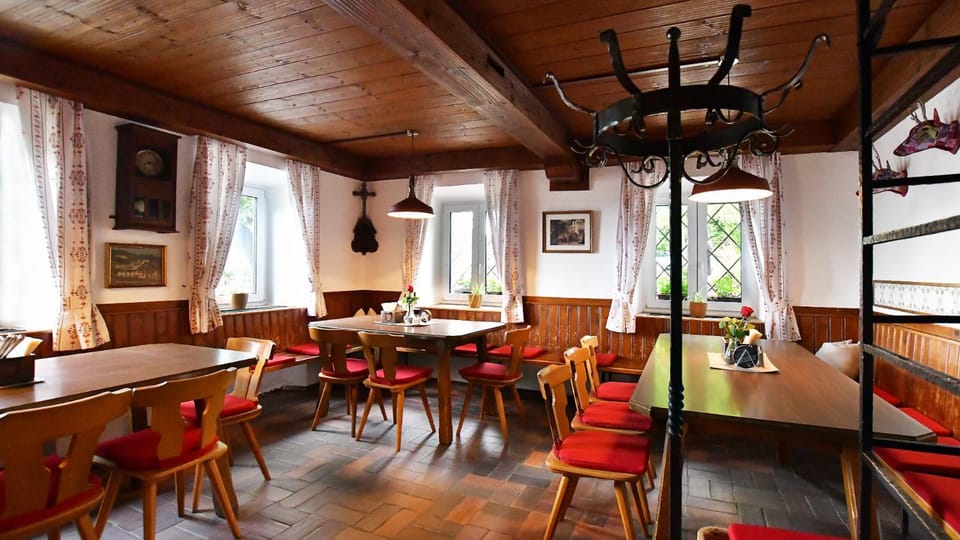 Berggasthof Mitteregg am Gaisberg Vacation rental in Salzburg