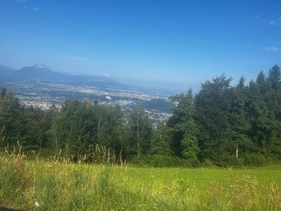 Nearby landmark, Natural landscape, Lake view, Mountain view