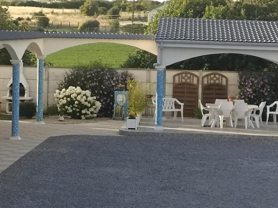 Patio, Balcony/Terrace