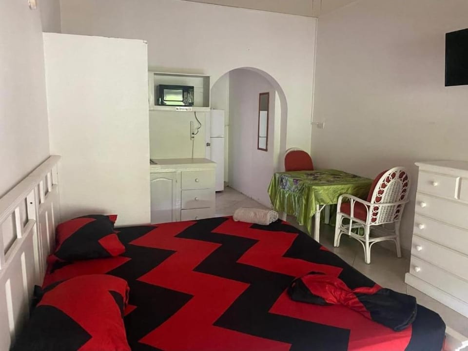 Pondbottom Apartments Hotel Apartment in Saint James