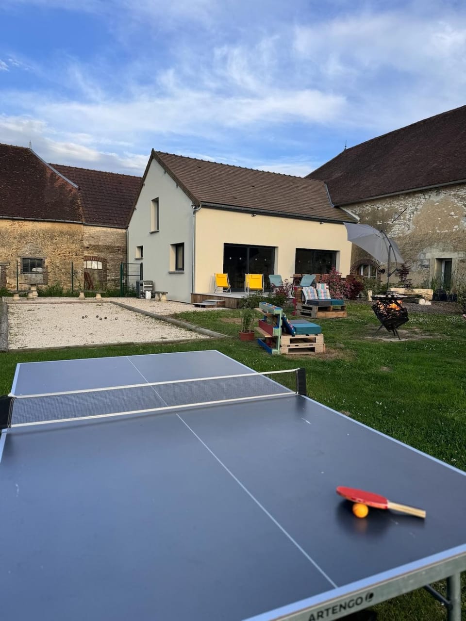 Table tennis