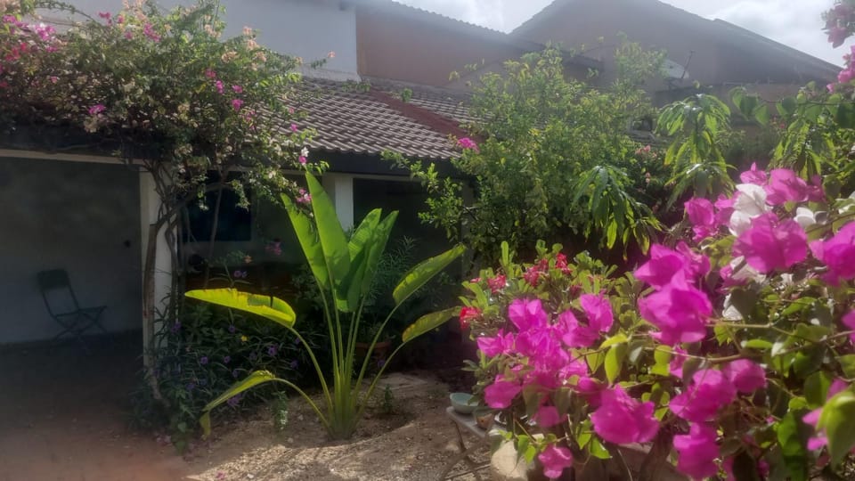 "BELLE VILLA PRIVEE "DOMAINE Sécurisé PLAGE A PIED 5 MINUTES! House in Saly
