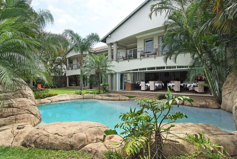 Patio, Garden, Garden view, Swimming pool