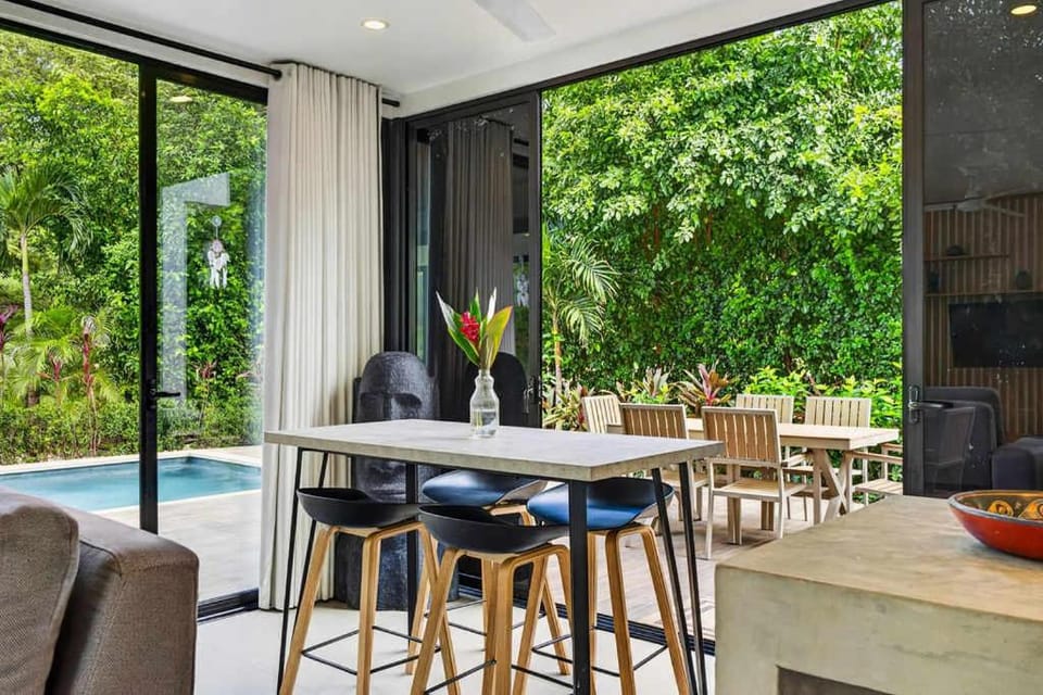 Modern Villa Pool Nature & Beach House in Guanacaste Province
