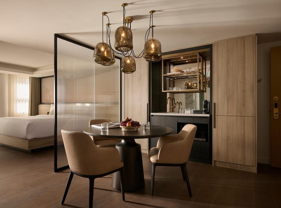 Living room, Dining area