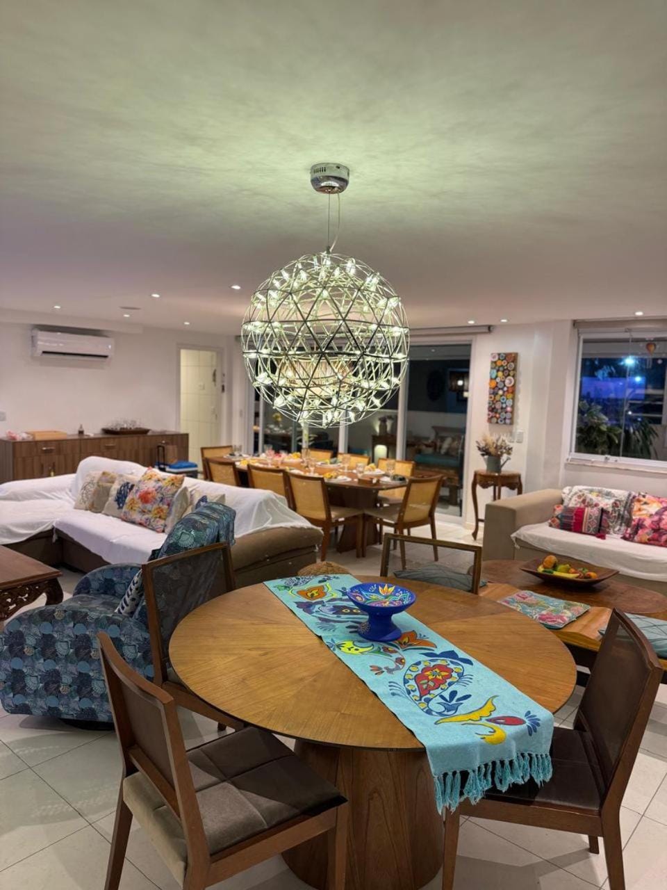 Living room, air conditioner