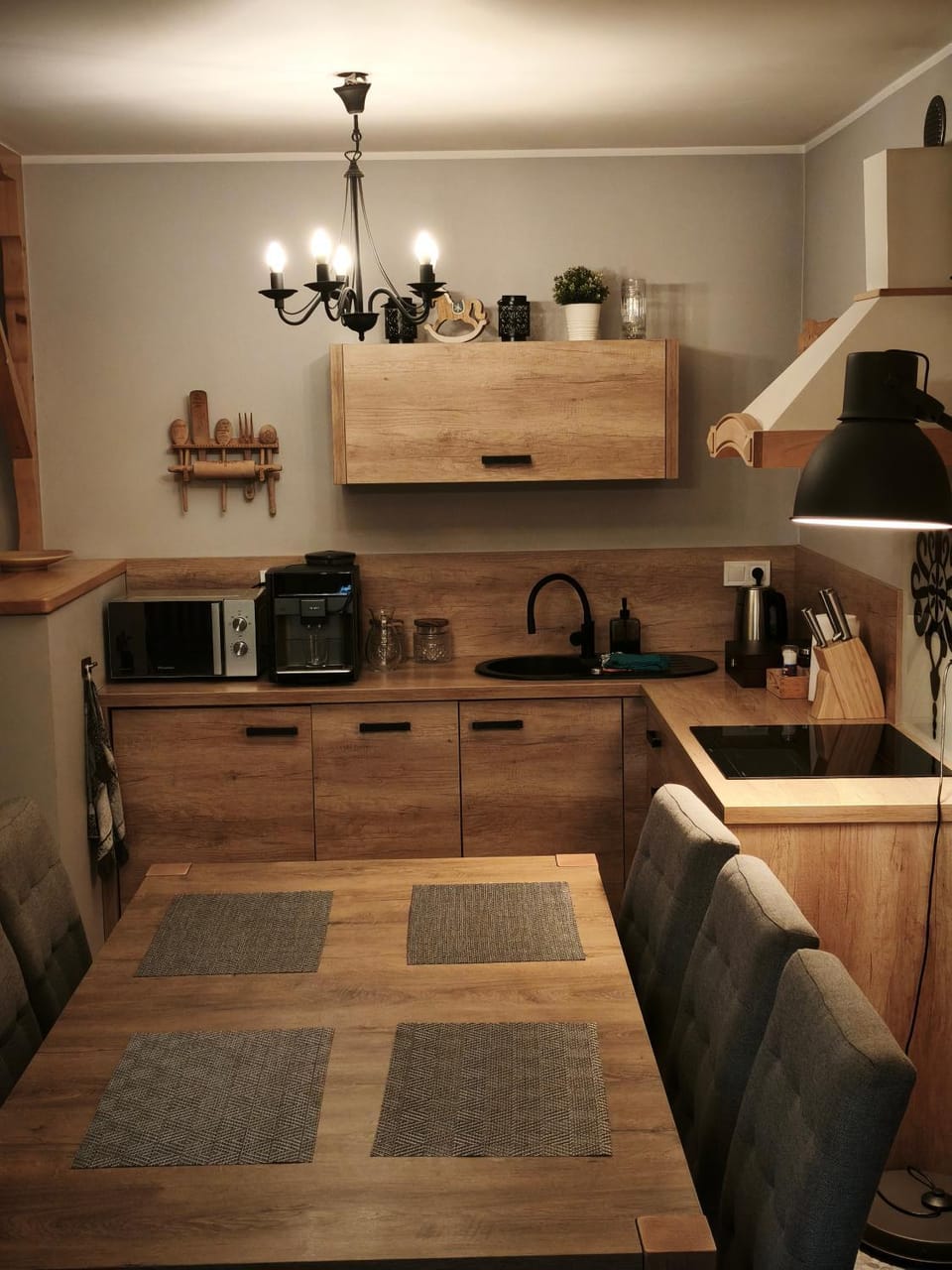 Coffee/tea facilities, Kitchen or kitchenette, microwave, toaster