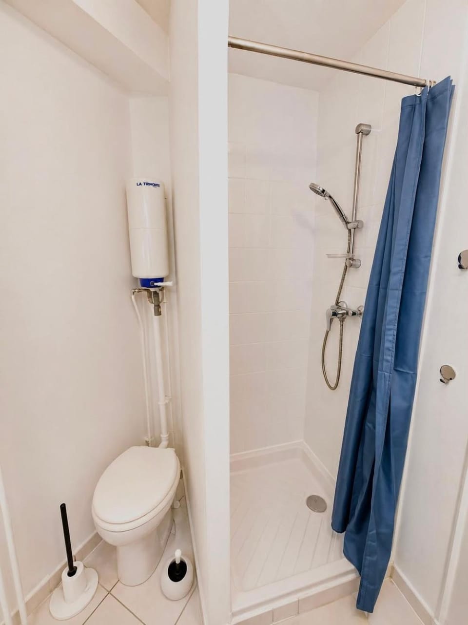 Grand Studio tout confort, Metro Apartment in Villeurbanne