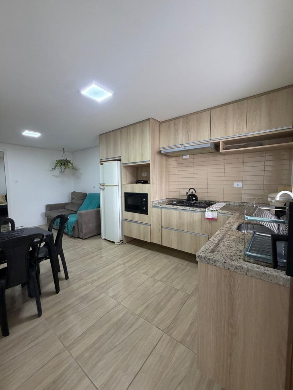 Casa Jardim Brasil e amplo estacionamento Apartment in Curitiba
