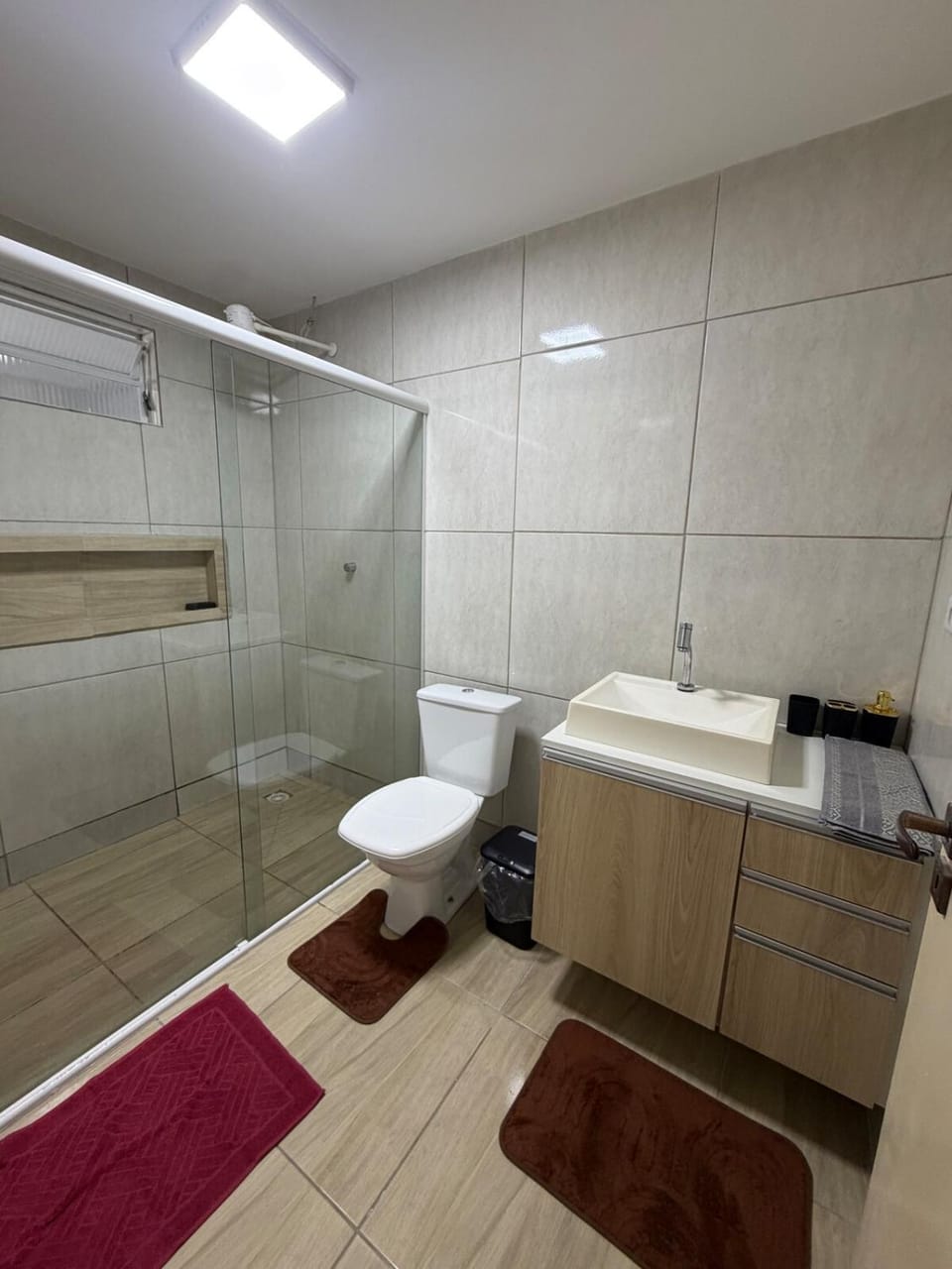 Casa Jardim Brasil e amplo estacionamento Apartment in Curitiba