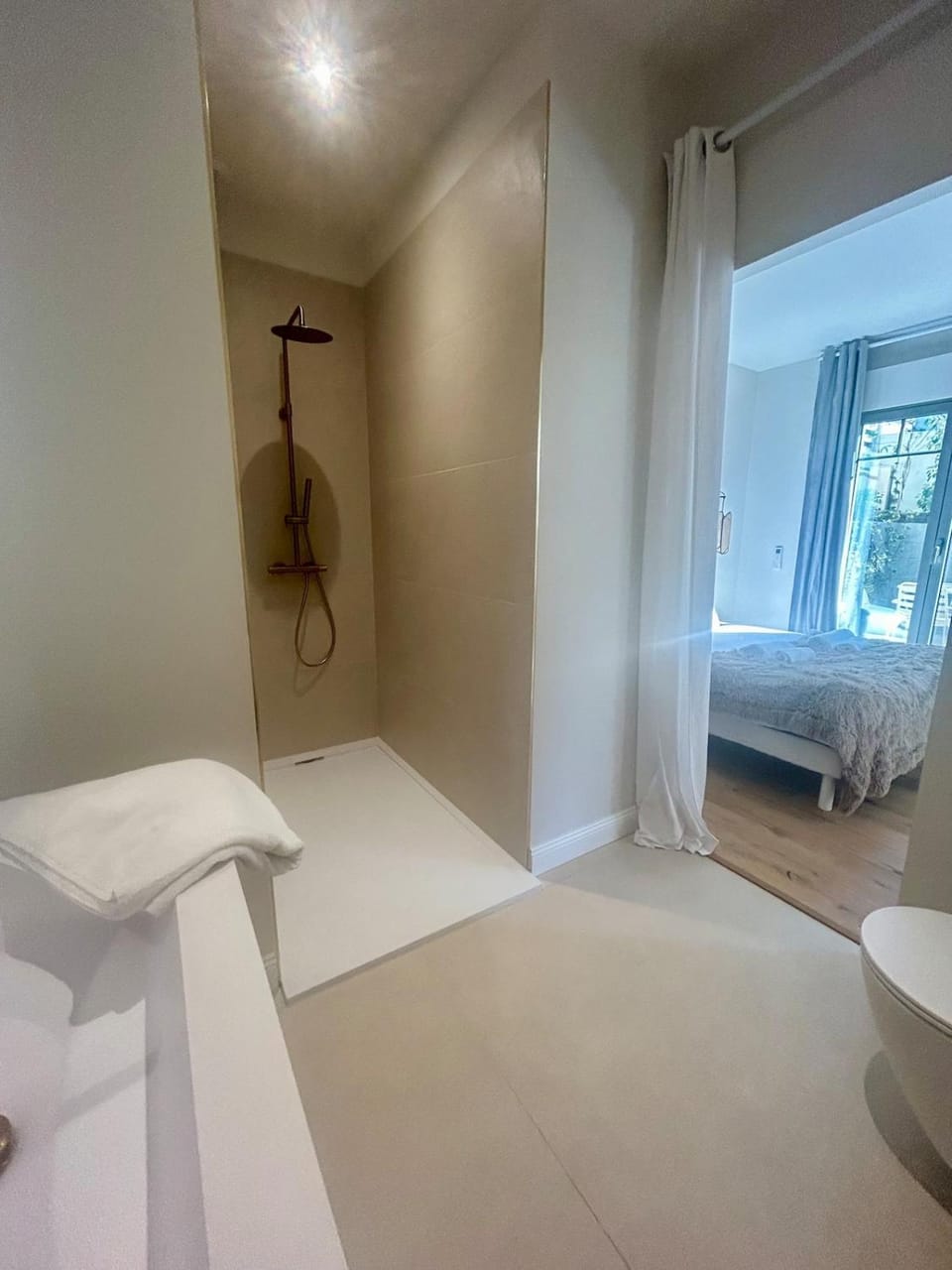 Magnifique appartement 2 personnes 5minpiedplage terrasse parking clim Apartment in Arcachon