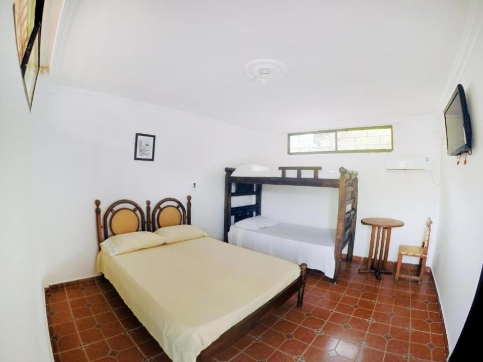 Hostal Dumbira Bed and Breakfast in Taganga