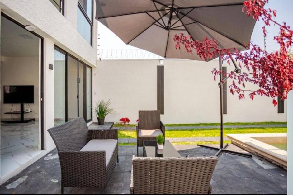 Casa en Tlayacapan con Alberca y Jardin House in State of Morelos
