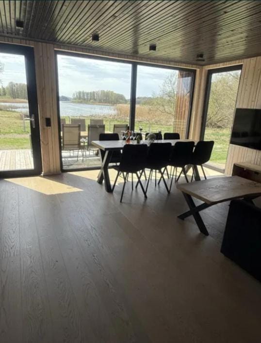 Domek letniskowy nad jeziorem 6os Gowidlino House in Pomeranian Voivodeship