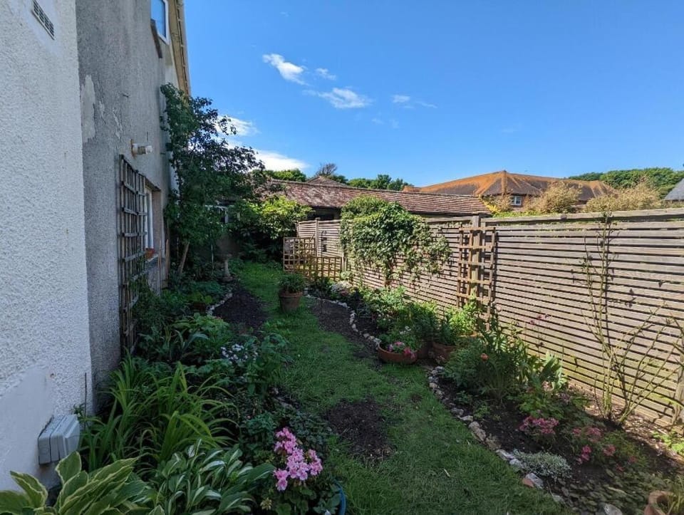Garden, Garden