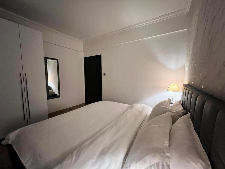2Br Chic apartment scenic view 5min to sarit Apartment in Nairobi County