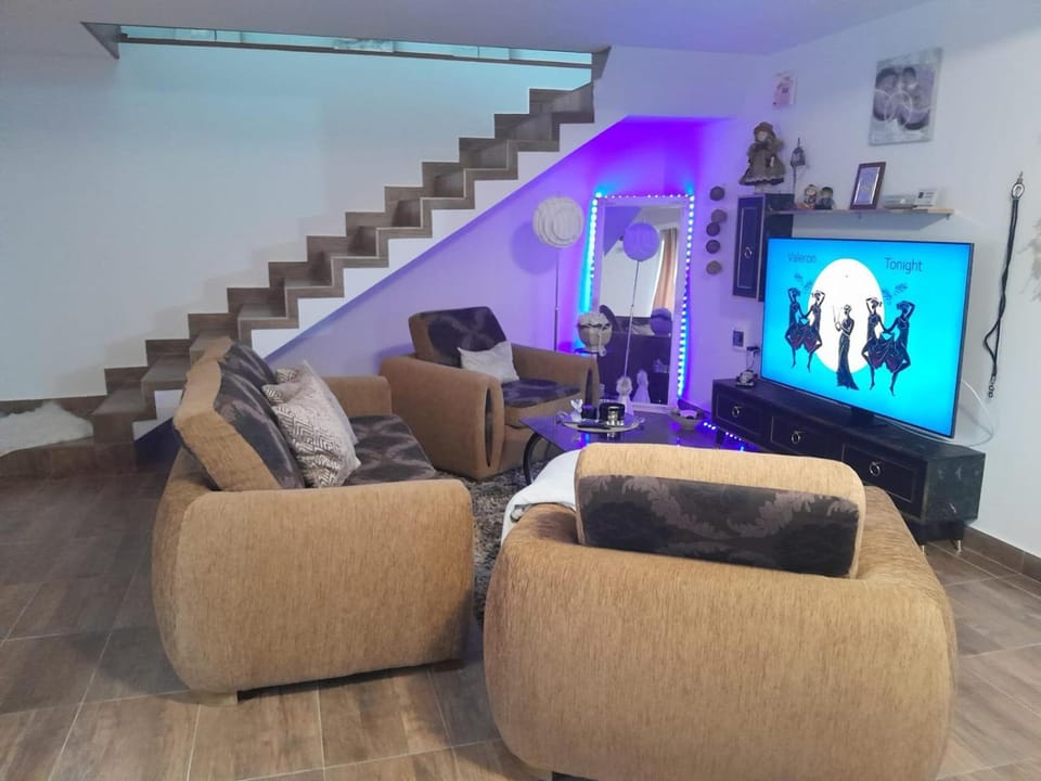 HomeAdeya House in Romania