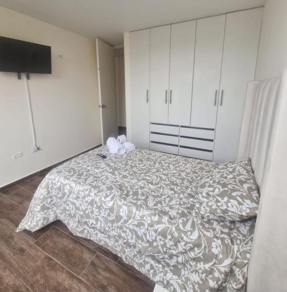 Bedroom, wardrobe