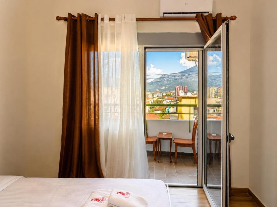 Bed, View (from property/room), Bedroom, Mountain view