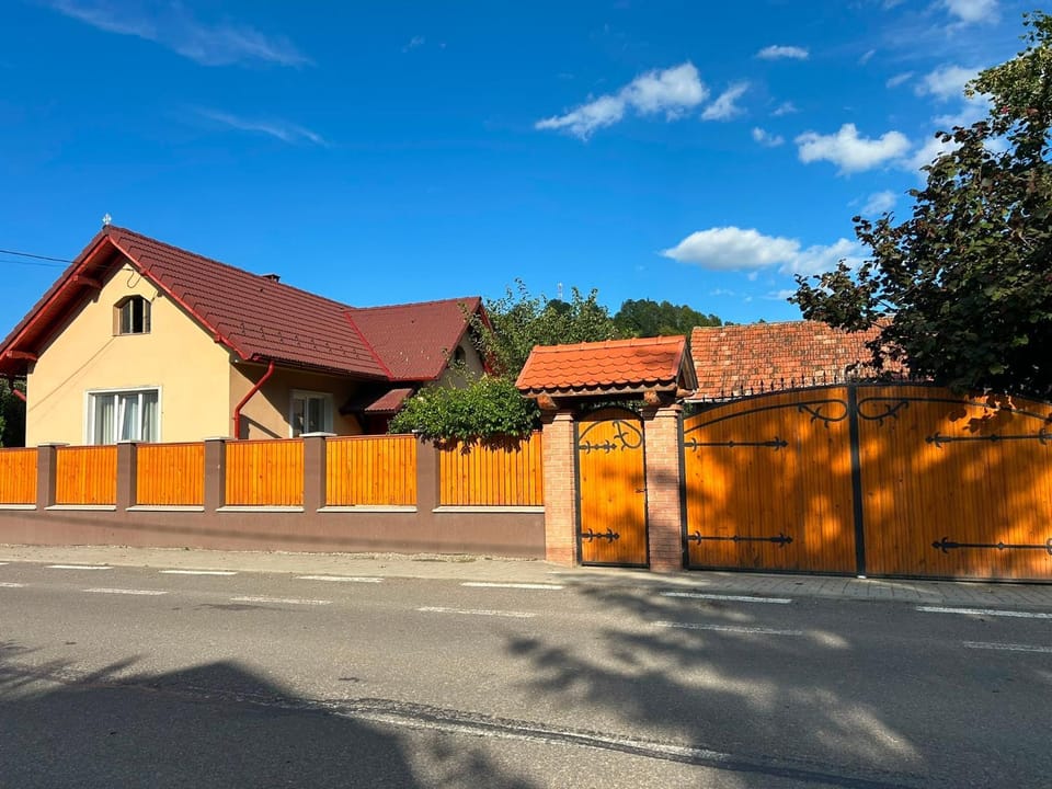 La Nea Traian House in Brașov County