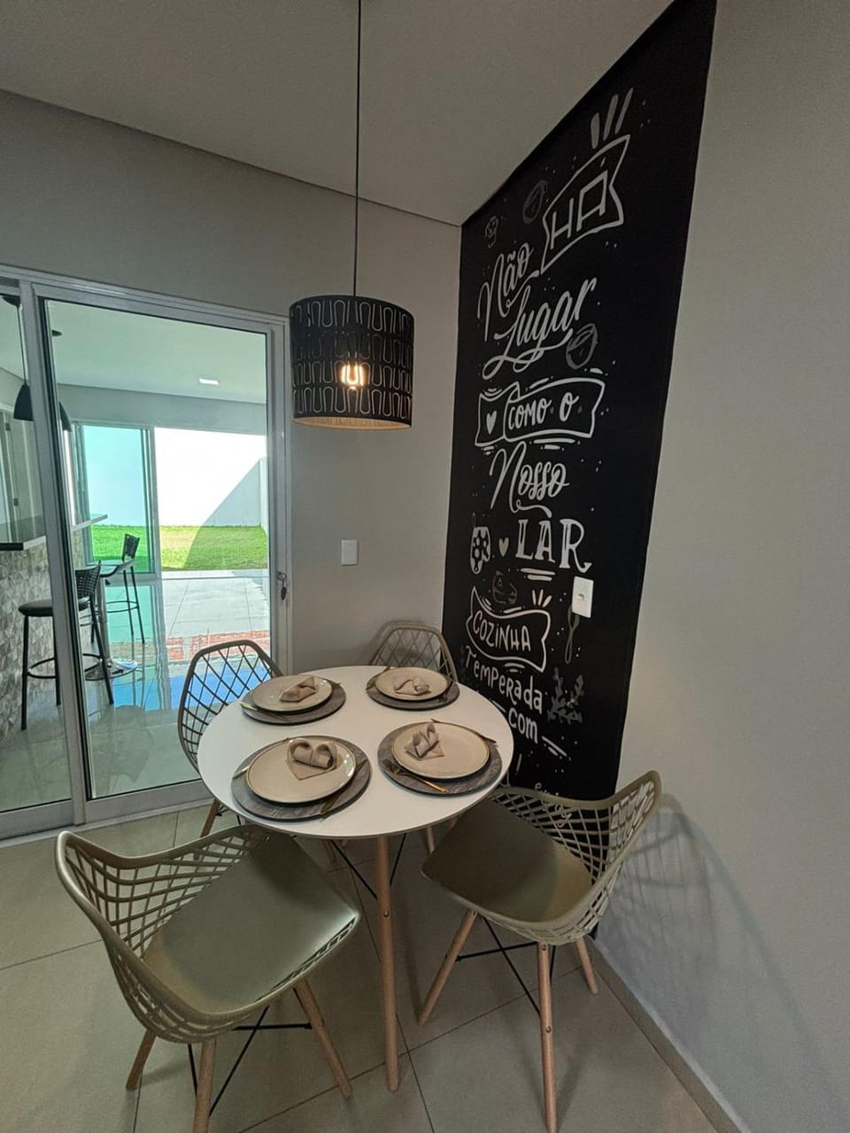 Dining area, Communal kitchen