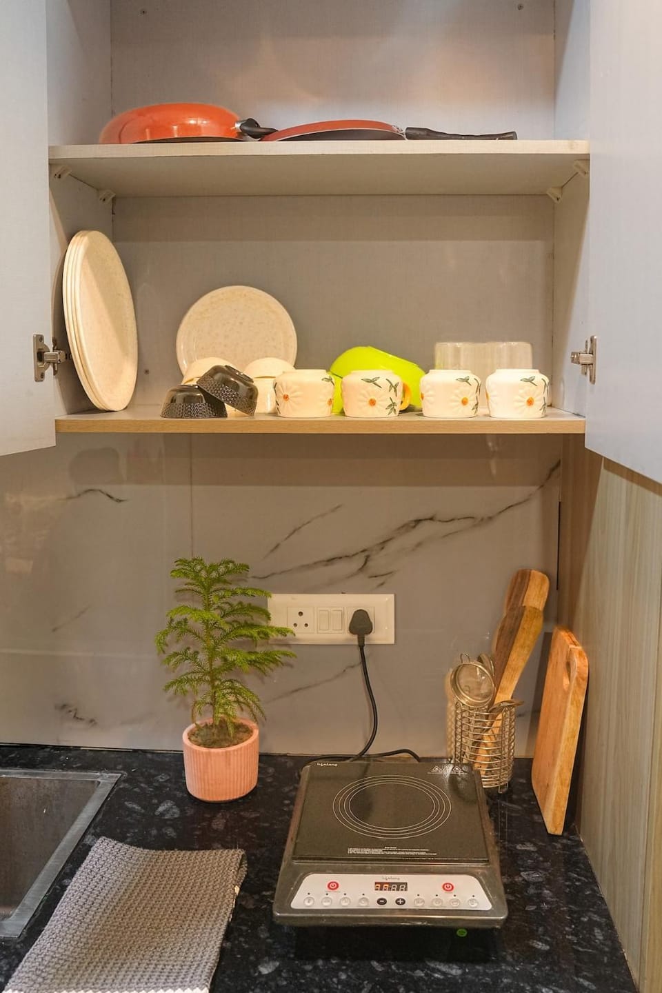 Kitchen or kitchenette