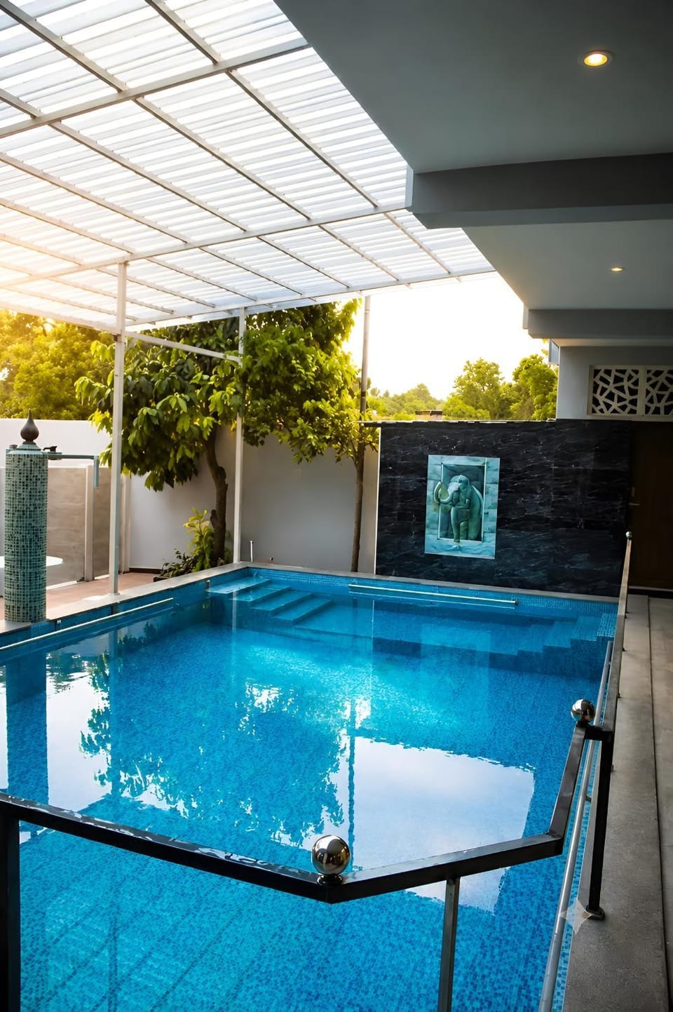 Swimming pool