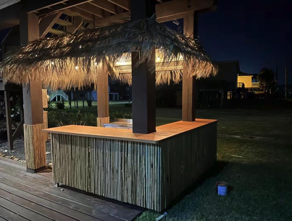 Night, Lounge or bar, Dining area, Dinner