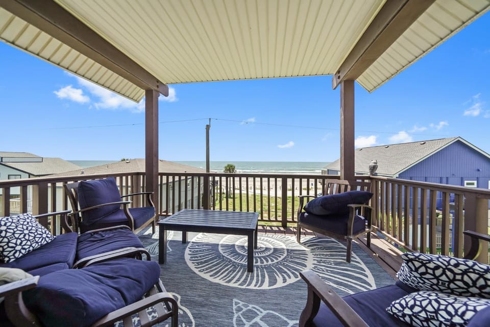 Day, Garden, View (from property/room), Balcony/Terrace, Seating area, Beach, Garden view, Sea view