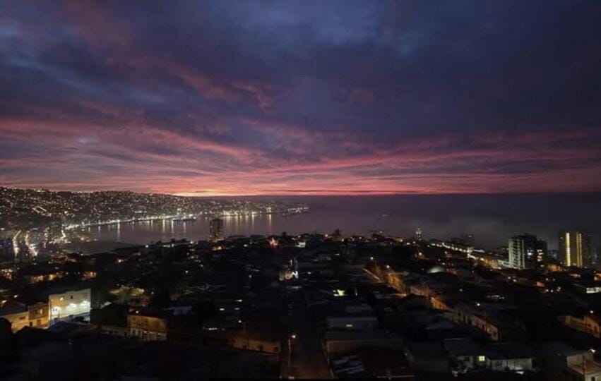 City view, Sea view