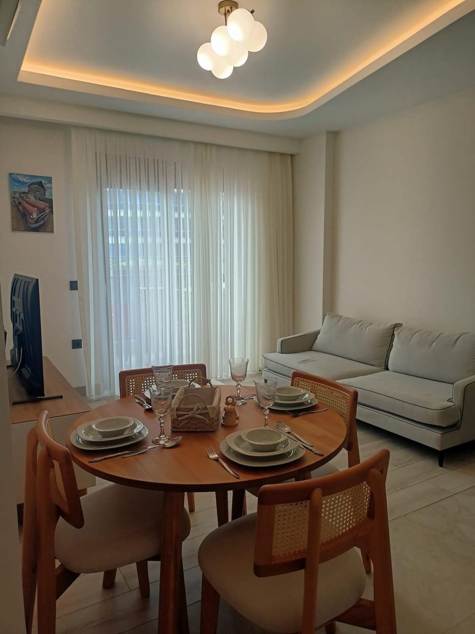 Living room, Seating area, Dining area