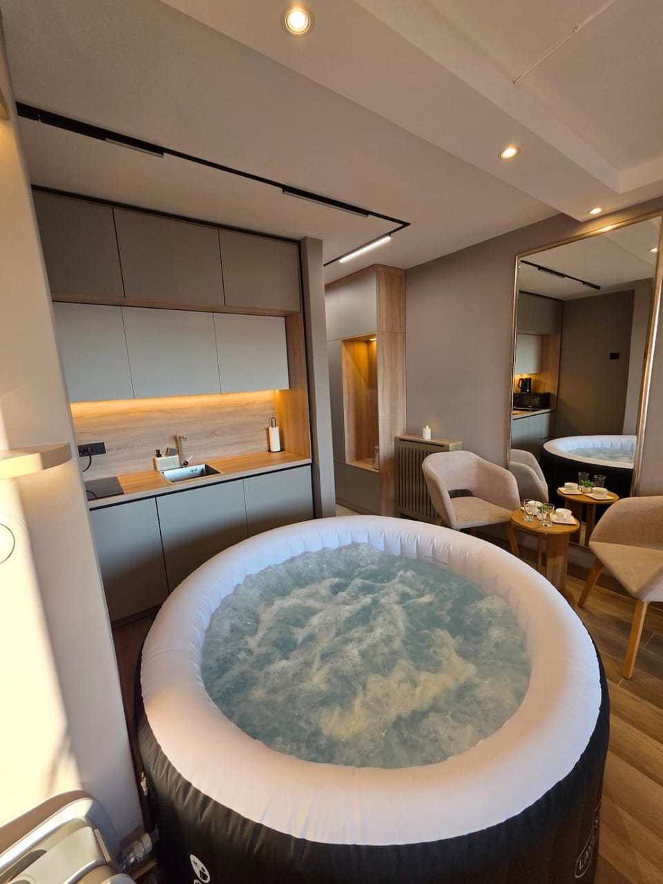 Hot Tub, Spa and wellness centre/facilities