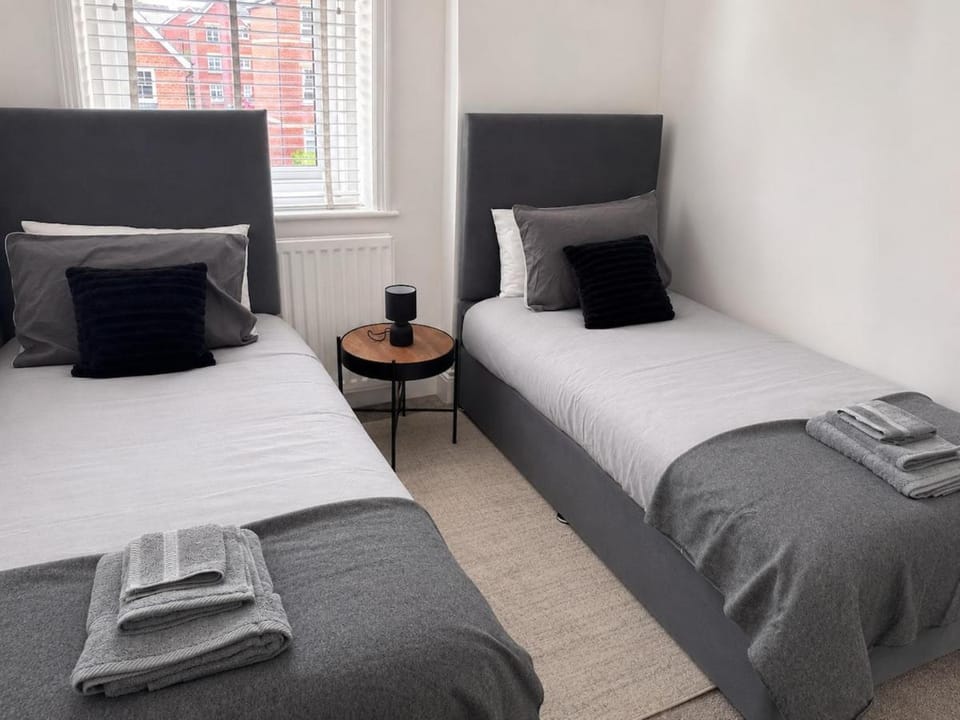 Winston's Den Apartment in North Shields