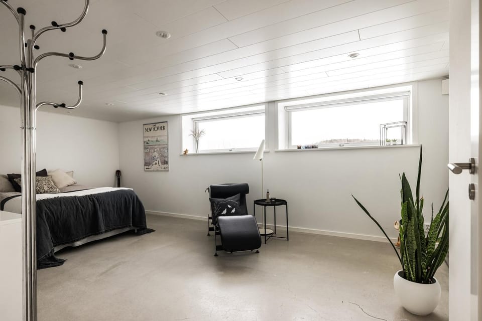 Exclusive Lakeside Villa for Business & Leisure Near Gothenburg Villa in Gothenburg