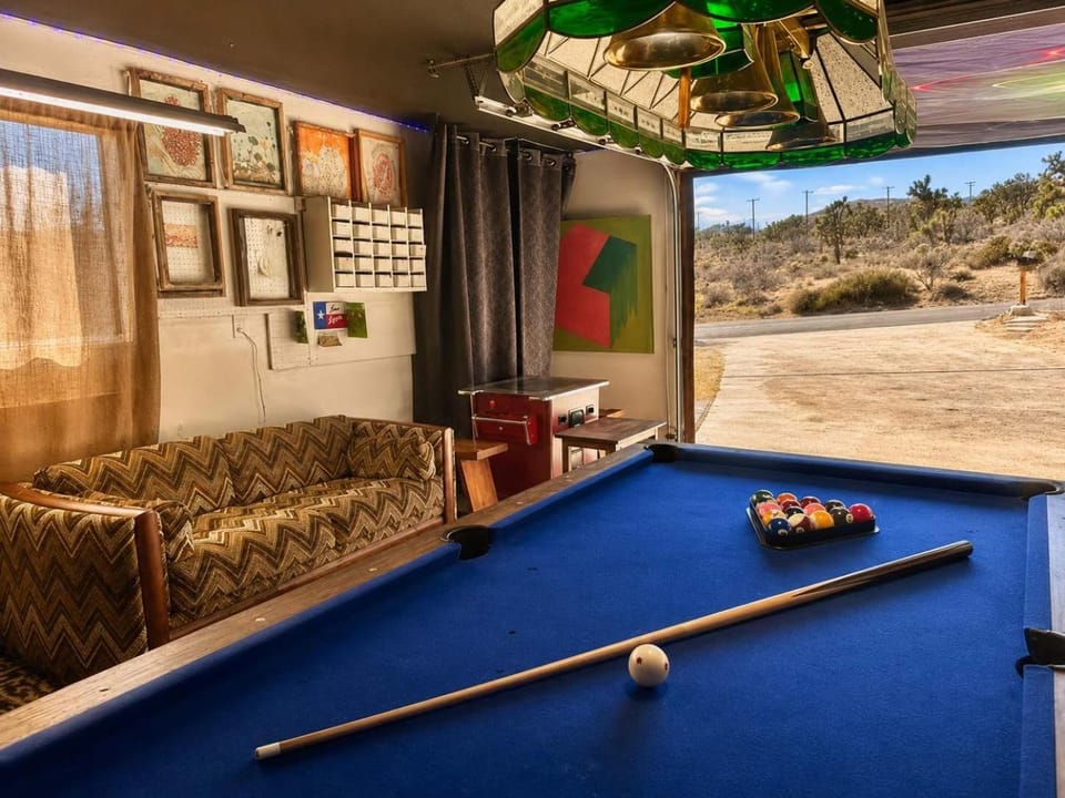 Chromocamino - Pool Spa EV Mini Putt Gameroom House in Yucca Valley