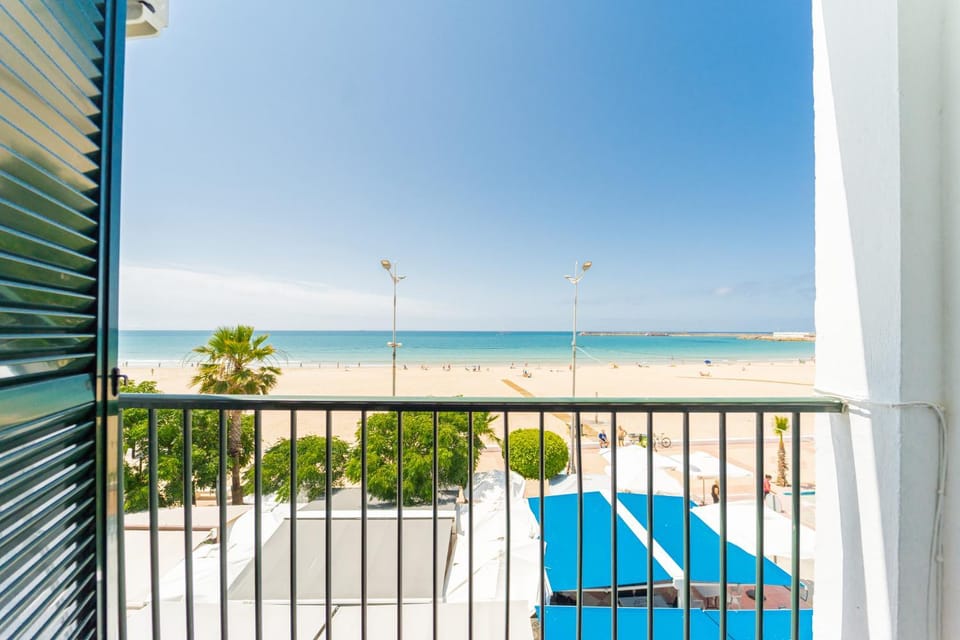 Balcony/Terrace, Balcony/Terrace, Beach