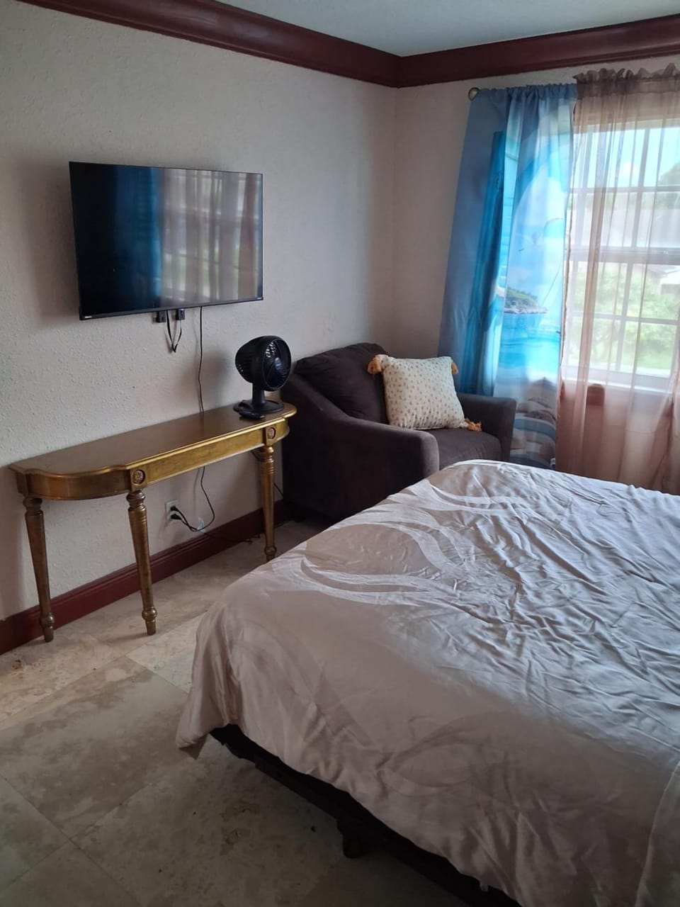 Sleep Away Bed and Breakfast Bed and Breakfast in Lauderhill