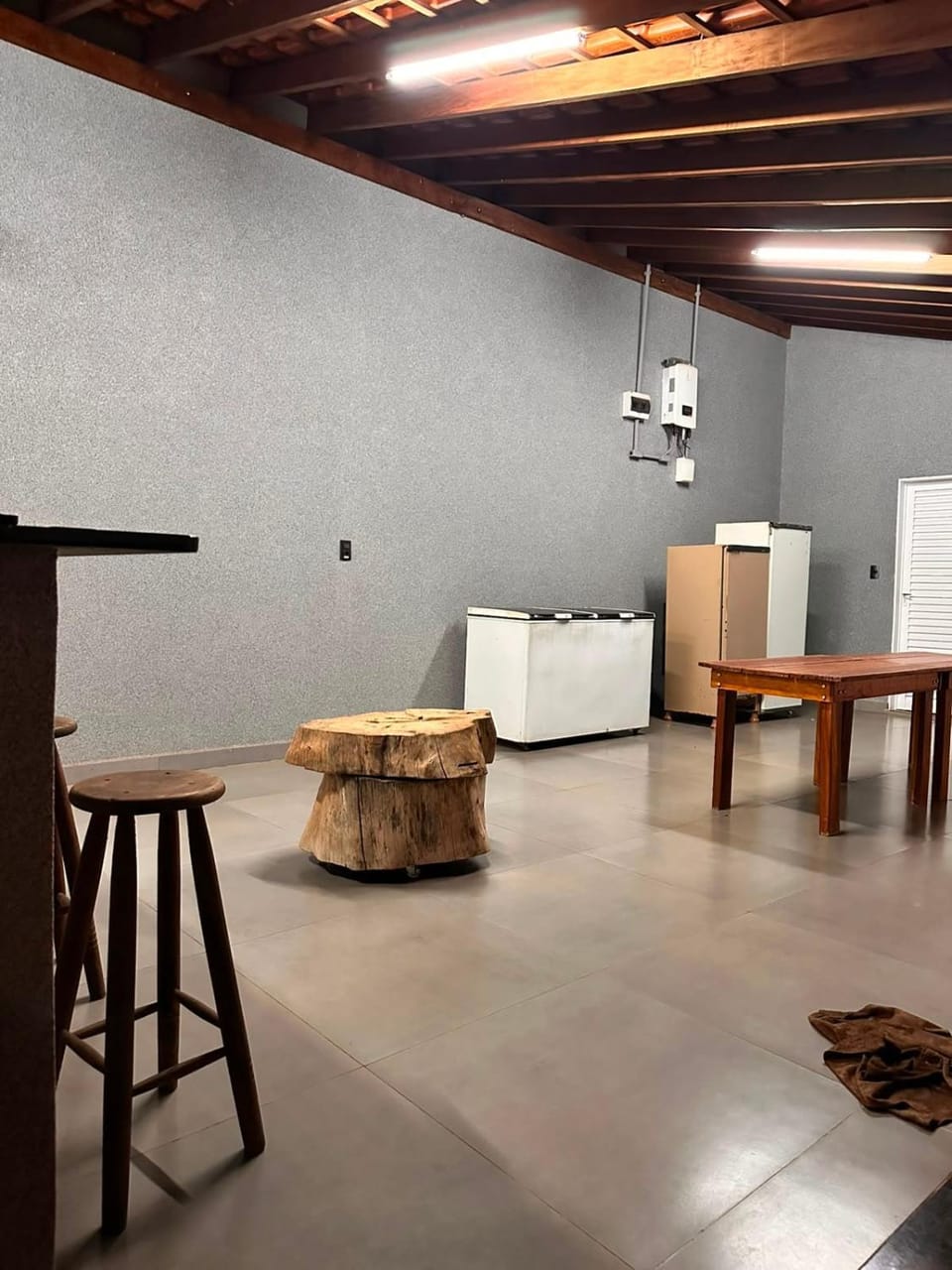 Casa para temporada para até 12 pessoas com 6 vagas de garagem House in Olímpia