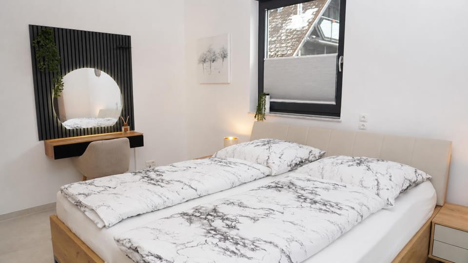 Bed, Photo of the whole room, Bedroom, wardrobe