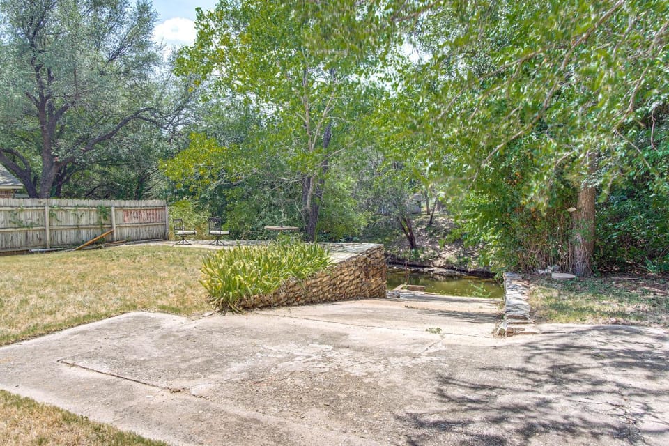 Boat Ramp Access! Canalfront Granbury Escape House in Texas