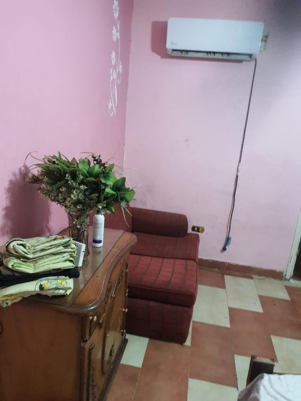 شقه غرفتين مكيفين اربع اسرًه Apartment in Egypt