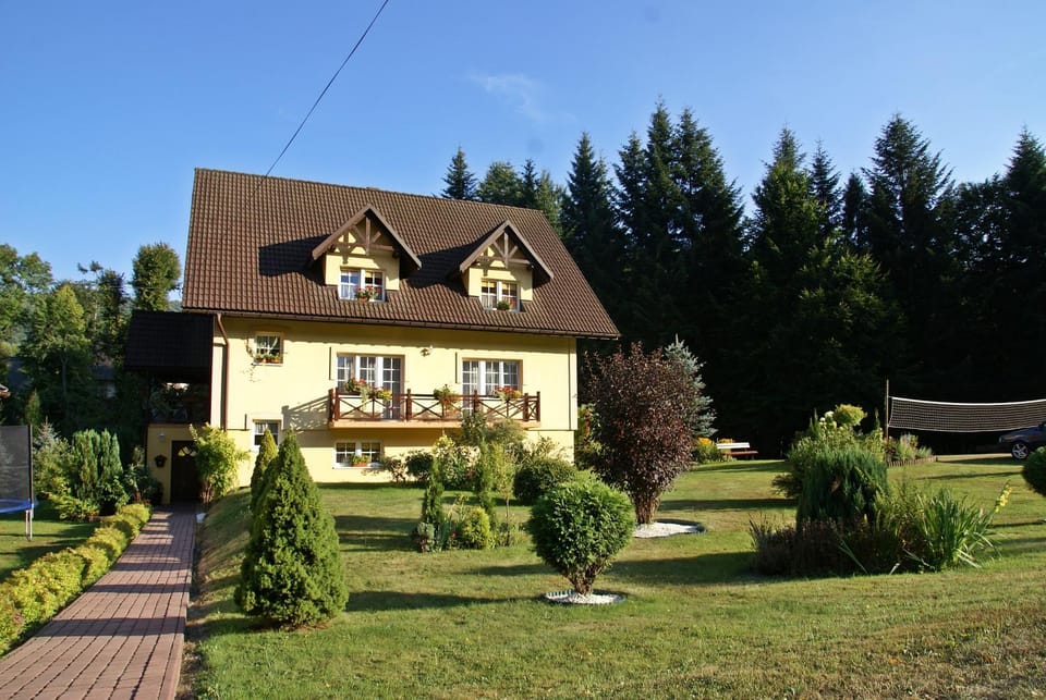 Agroturystyka Leśny Zakątek Farm Stay in Lesser Poland Voivodeship