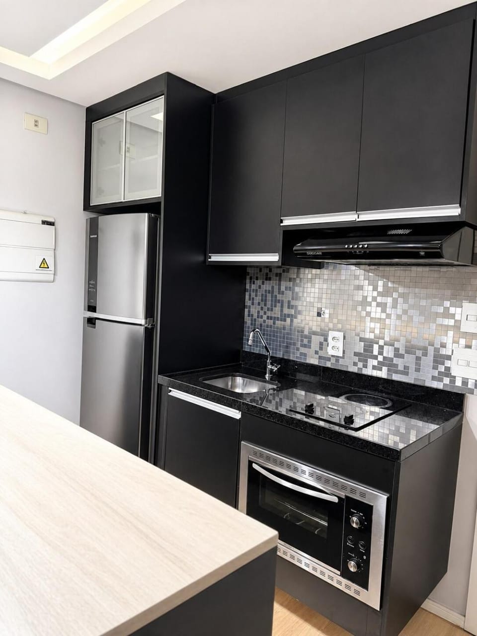 Kitchen or kitchenette, oven, pet friendly, stove