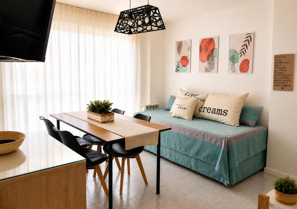 Living room, Dining area
