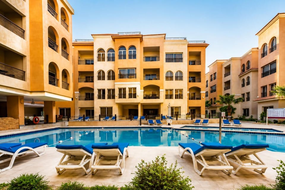 Property building, Swimming pool
