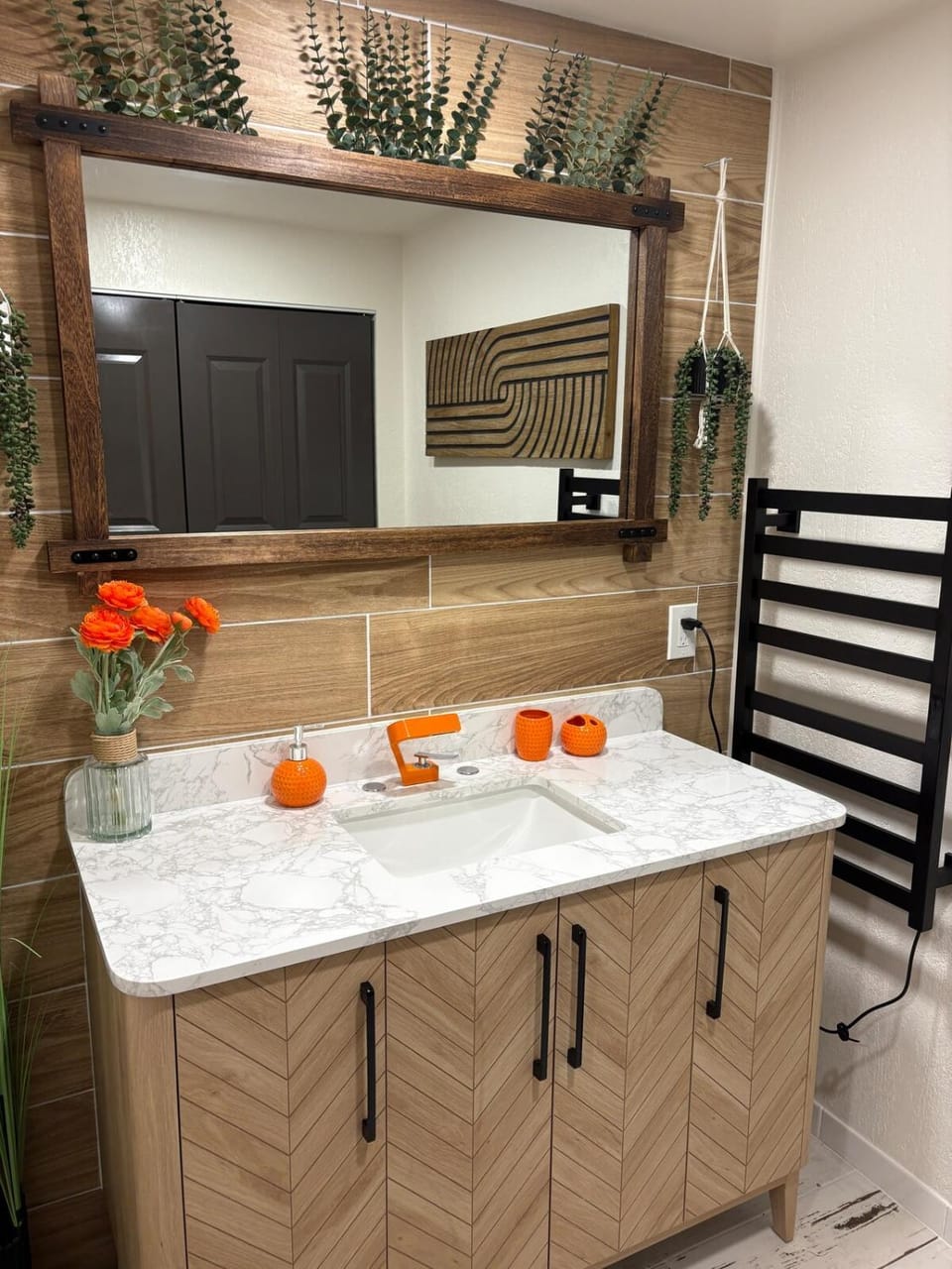 Cherry Creek Park Retreat with Hot tub, 4 Bedrooms House in Greenwood Village