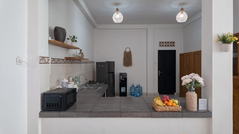 Kitchen or kitchenette, Communal kitchen, kitchen, kitchen