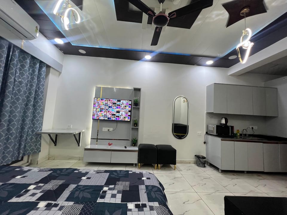 Nyrox Private limited Apartment in Noida
