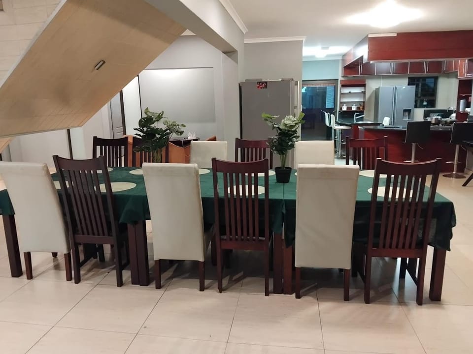 Milkwood sea views Apartment in Umhlanga